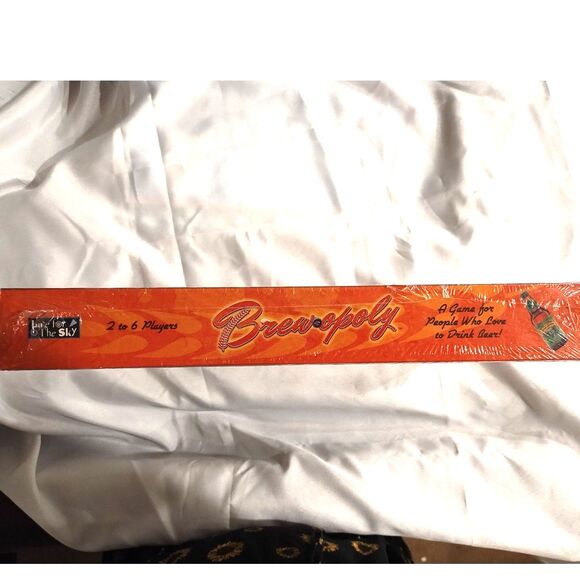 NIB Brewopoly Board Game - Picture 3 of 3